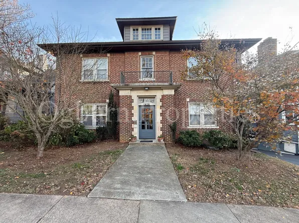 1 bed, 1.0 bath, $1,025, 1416 Glade St APT 10, Winston Salem, NC 27101