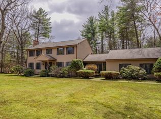 1 Ashley Cir, Easthampton, MA 01027