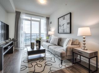 7171 Yonge St #1811, Markham, ON L3T 0C5