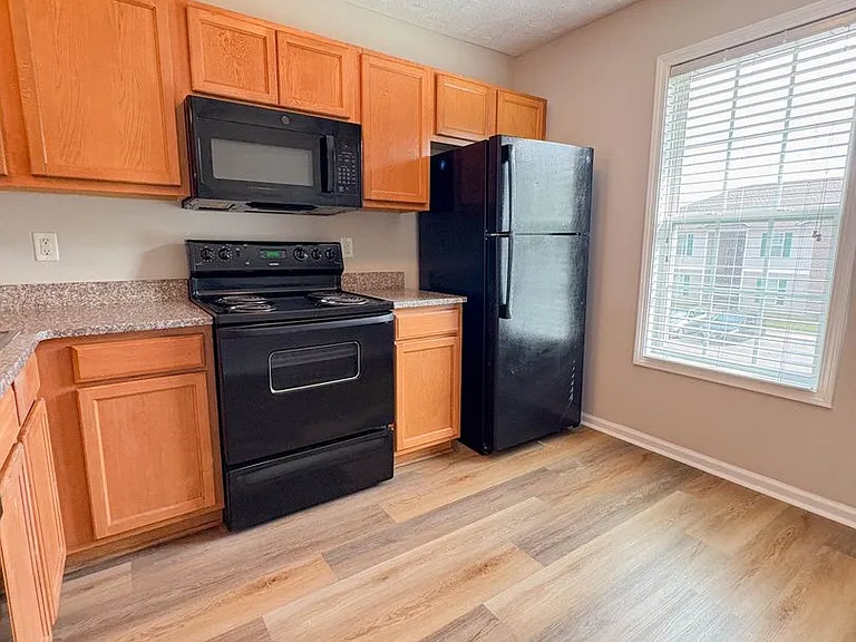 3627 Dornoch Dr — Photo 4
