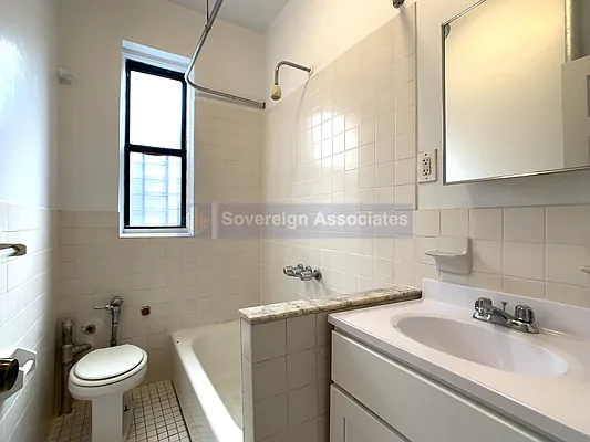 Rented by Sovereign Associates | media 1