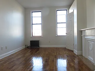 Rented by Rennit Inc.