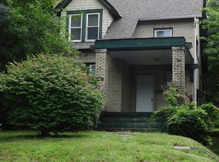 3684 Middletown Rd, Pittsburgh, PA 15204