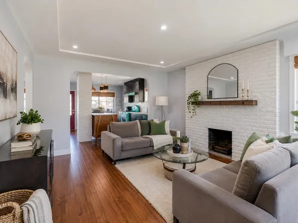 2951 Venables St, Vancouver, BC V5K 2R8