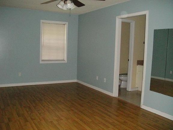 5th image of 3204 Wind Lake Ln