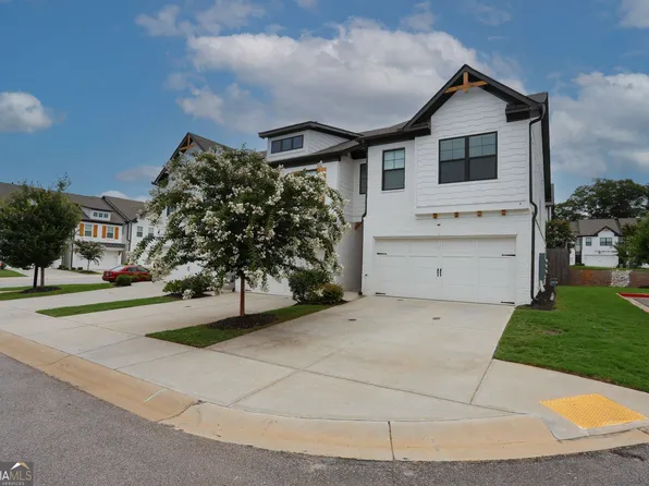 24 Caison Dr, Winder, GA 30680