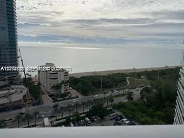100 Bayview Dr, Sunny Isles Beach, FL