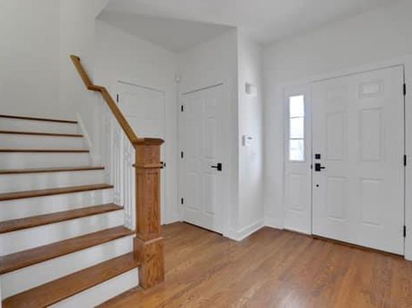 16 POND RIDGE Road, Milton, NY 12547
