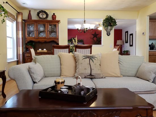 170 White Cedar Ln, Yorktown, VA 23693