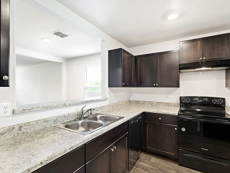 2526 Wentwood Run — Photo 9