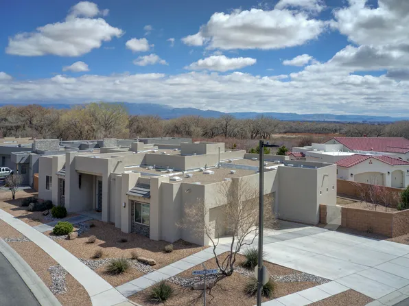 4820 Valle Santo Trl NW, Albuquerque, NM 87120
