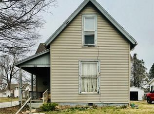 218 W Spring St, Crawfordsville, IN 47933