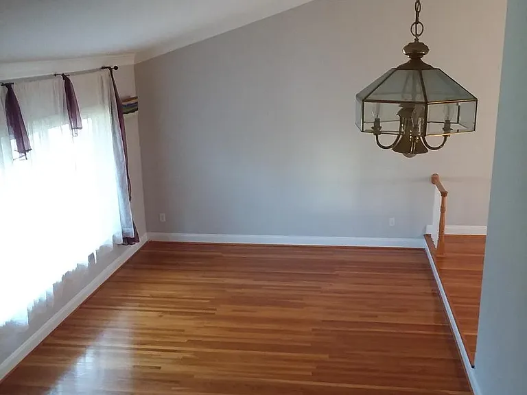 Knollwood Dr — Photo 5