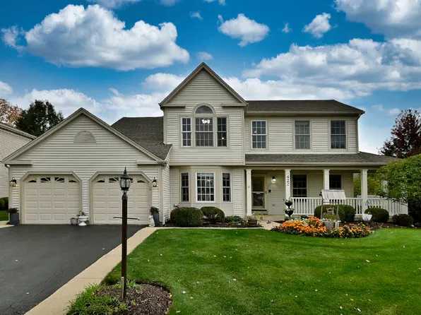 422 Atlantic Ln, Elk Grove Village, IL 60007