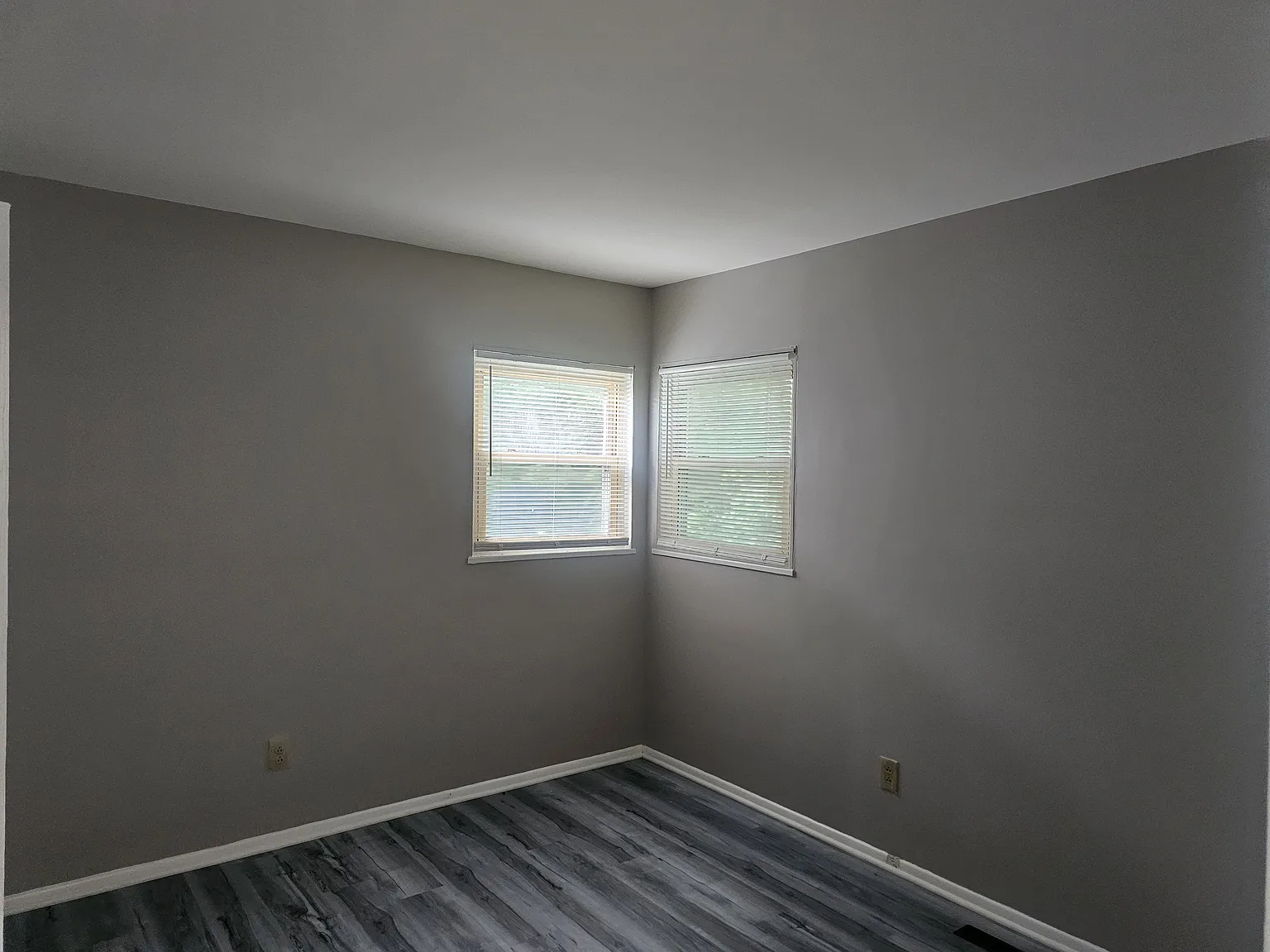 1062 Brentnell Ave., Columbus, OH 43219 - 1 — Photo 4
