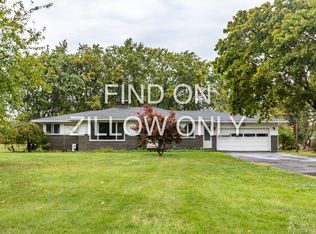 528 Calkins Rd, Rochester, NY 14623