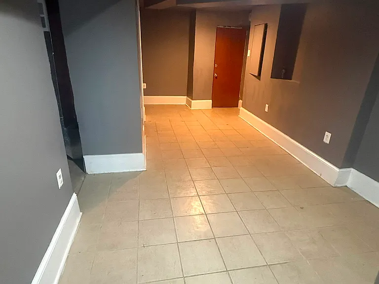 7215 Guilford Rd — Photo 5