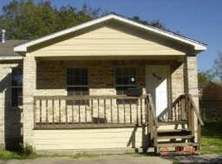 3230 Brewster St, Houston, TX 77026