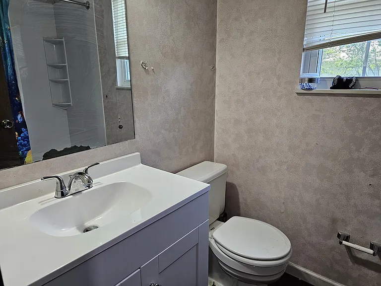 605 Waterford Dr — Photo 12