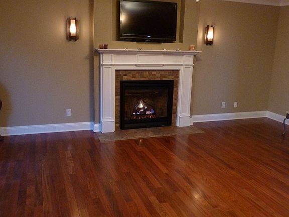 2nd image of 301 Monticello Dr