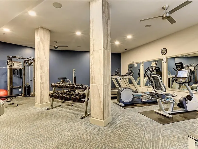 901 Abernathy Rd #2110 — Photo 10
