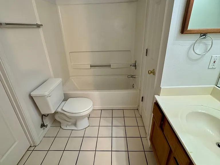 575 Florosa Ct — Photo 6
