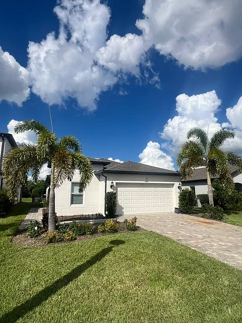 16818 Celebration Dr