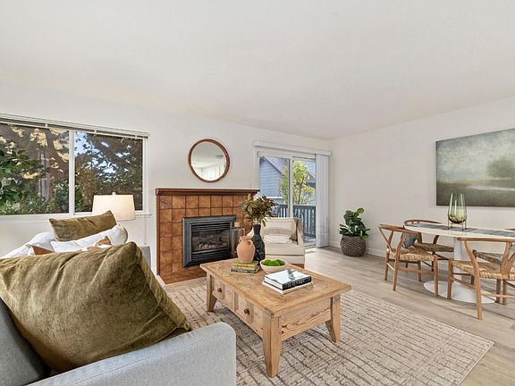5th image of 108 Manresa Ct