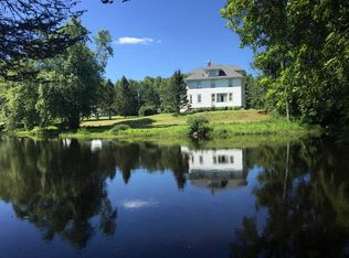 7808 Oak Dr, Republic, MI 49879