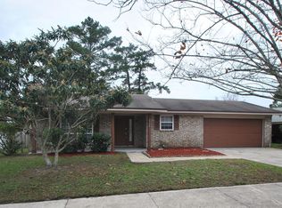 2774 Winrock Dr W, Jacksonville, FL 32216