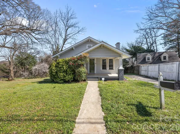 127 S Patterson St, Statesville, NC 28677