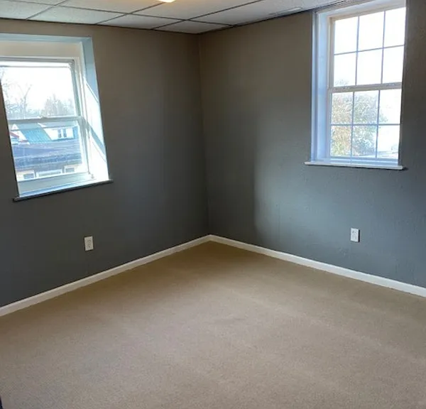 511 Abend St #B — Photo 10