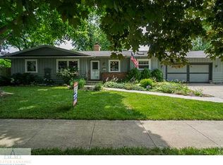 841 Belknap St, Grand Ledge, MI 48837