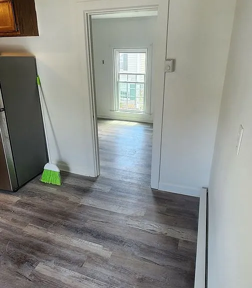 962 Middle St — Photo 3