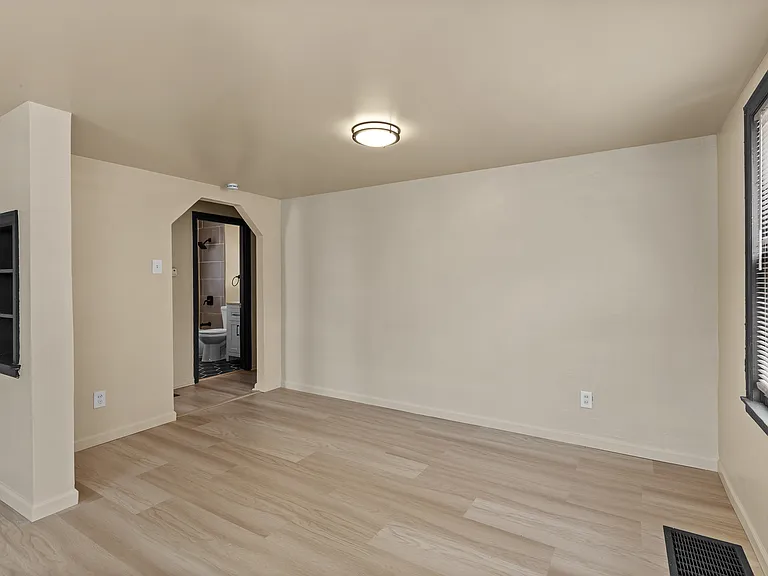 6713 Donald St — Photo 15