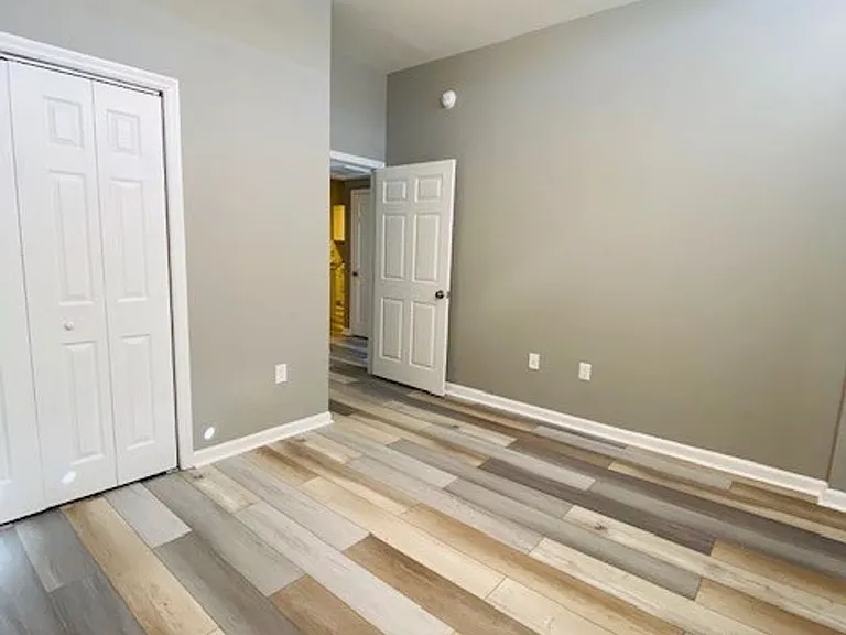 1700 Clinch Ave #107 — Photo 1