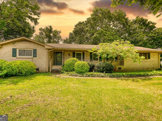 2368 Ellis Ct, Snellville, GA 30078