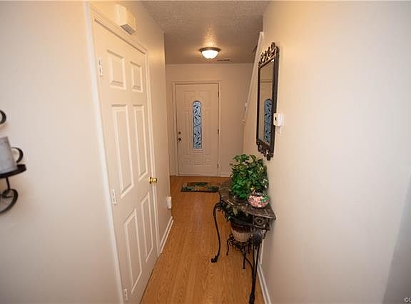 4th image of 4016 Darton Ct