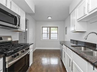 7635 S Coles Ave #3A, Chicago, IL 60649
