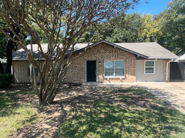 114 W Adkins St, Seagoville, TX 75159