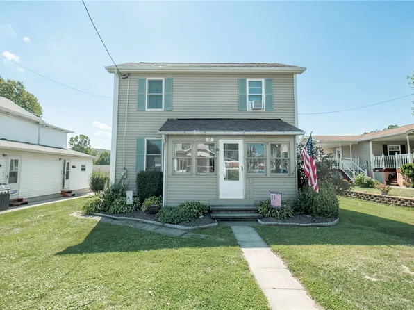 37 Beech St, Coral, PA 15731