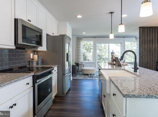 27 Spool Rd, Inwood, WV 25428