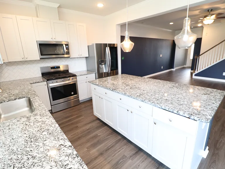 755 Amarra Dr — Photo 16