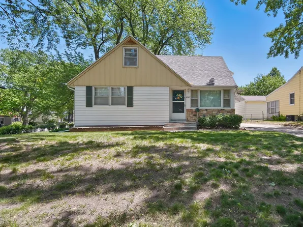 4147 E 7th St, Des Moines, IA 50313