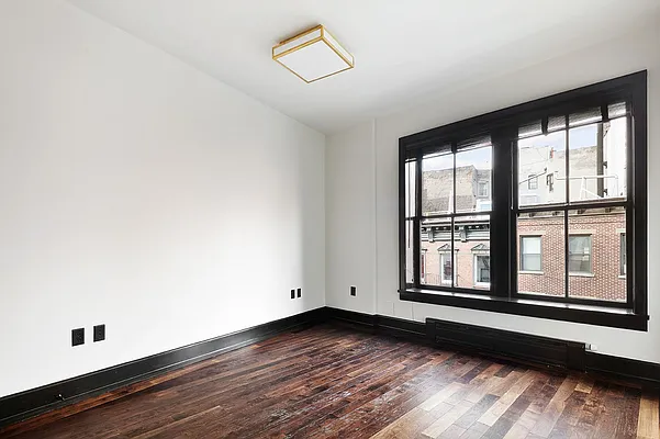 Rented by Compass | media 19