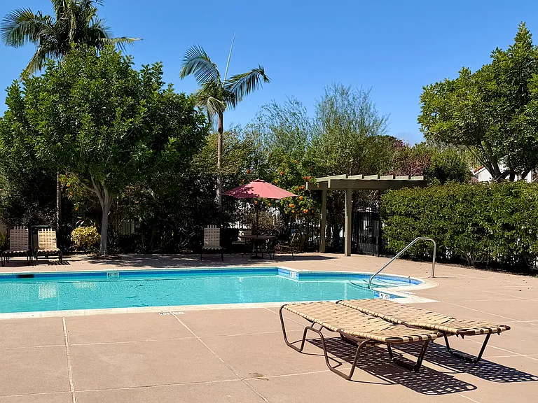 2058 Sea Village Cir — Photo 25