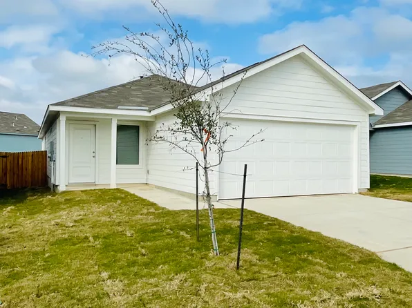 6933 Calcite Trl, Elmendorf, TX 78112