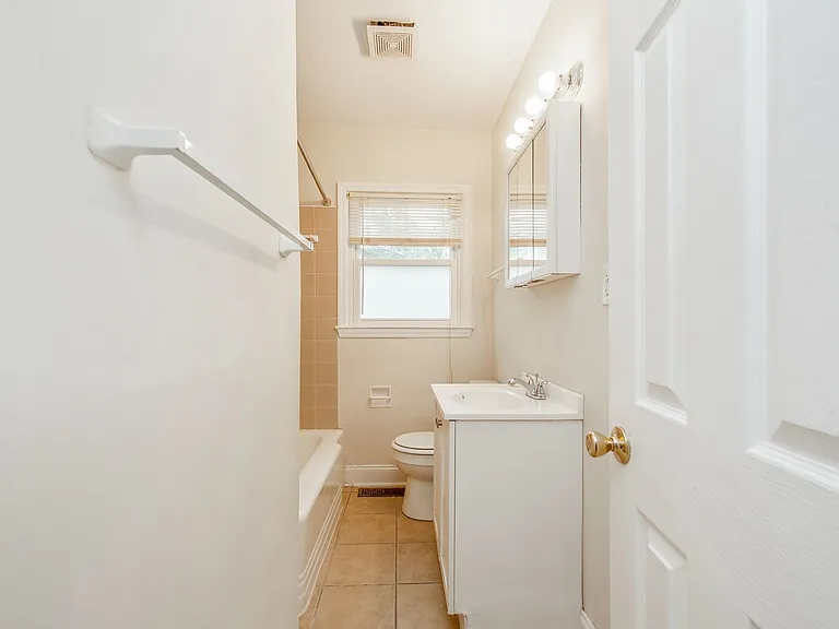 1203 Turnpike Rd — Photo 24