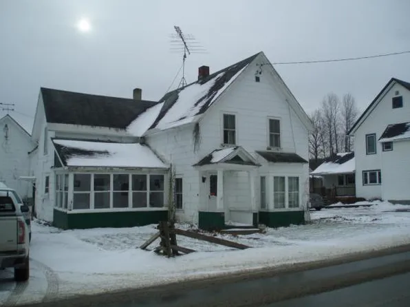 100 N Pleasant St, North Troy, VT 05859