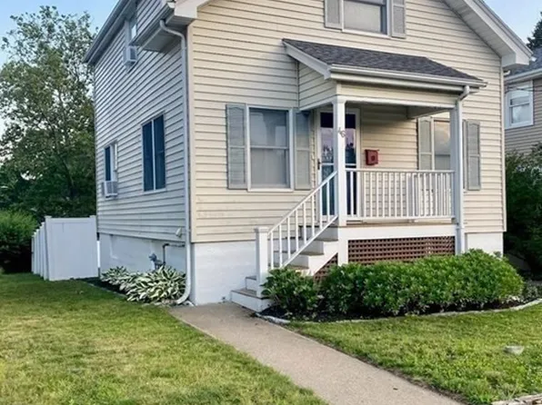 46 Madison St, Dedham, MA 02026